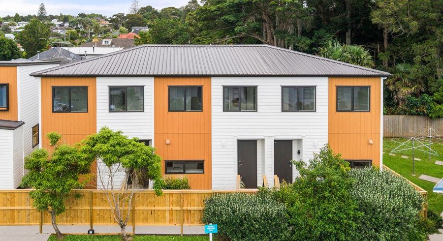  at 21E Hillcrest Avenue, Hillcrest, North Shore City, Auckland