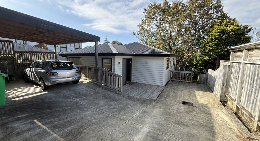  at 22A Sylvan Crescent, Te Atatu South, Waitakere City, Auckland