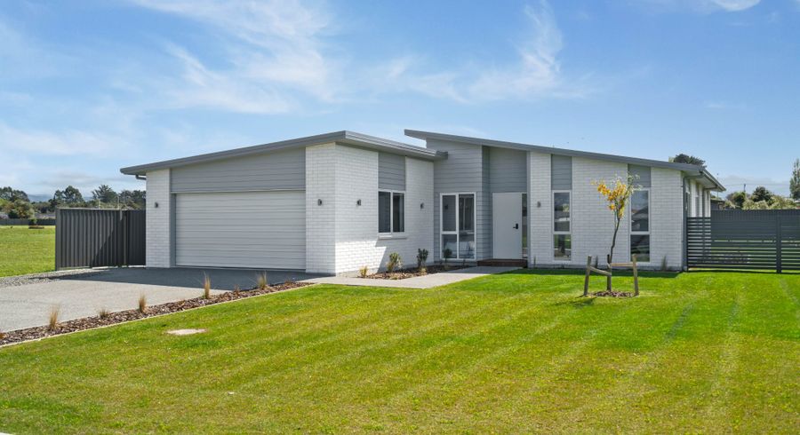  at 4 Ross Taylor Lane, Upper Plain, Masterton