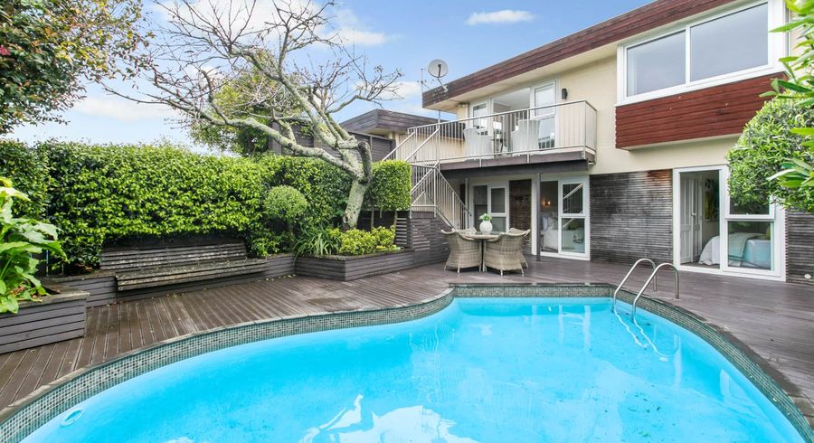  at 1/6 Penrhyn Road, Mount Eden, Auckland