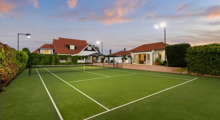  at 13 Maungakiekie Avenue, Greenlane, Auckland