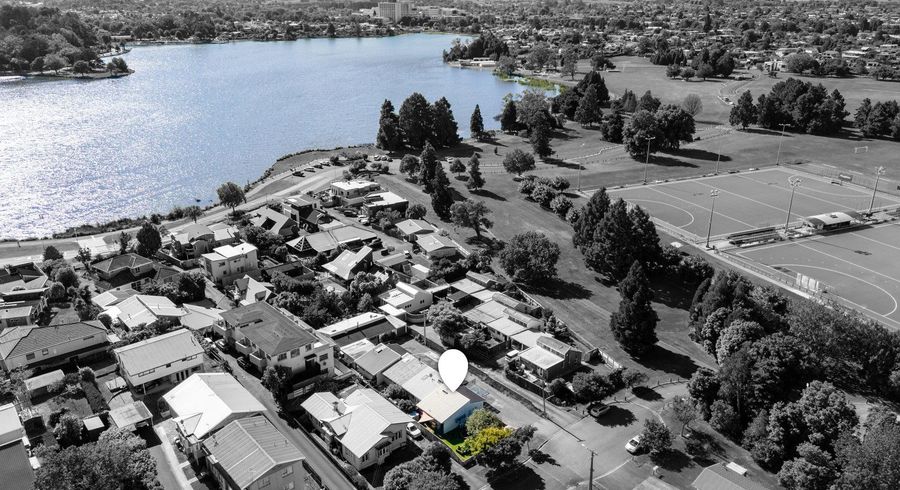  at 1/121 Queens Avenue, Frankton, Hamilton