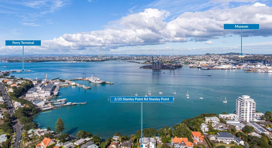  at 2/25 Stanley Point Road, Stanley Point, Auckland