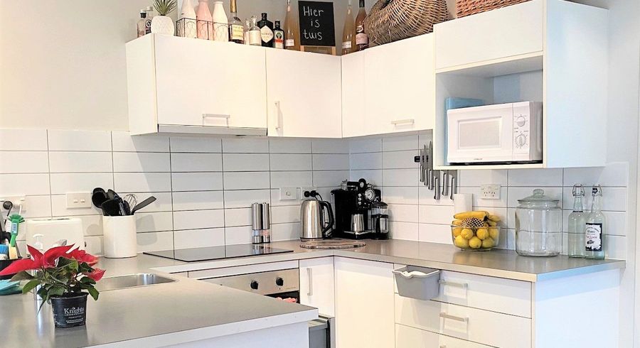  at 5D/71 Spencer Road, Oteha, Auckland