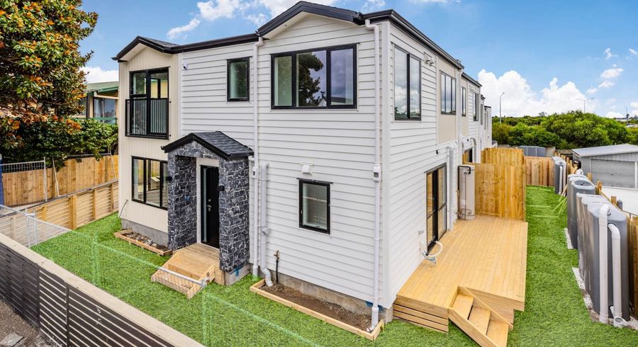  at Lot 1 / 44 Challen Close, Conifer Grove, Papakura, Auckland