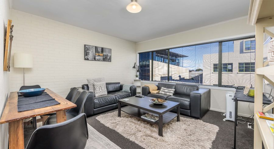  at 2H/94 Dominion Road, Mount Eden, Auckland