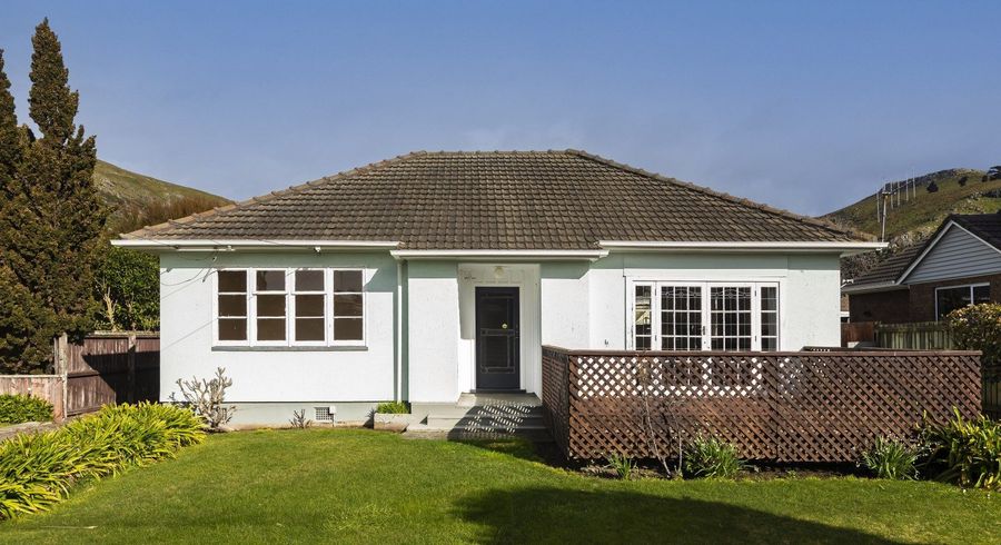  at 42 Colenso Street, Sumner, Christchurch