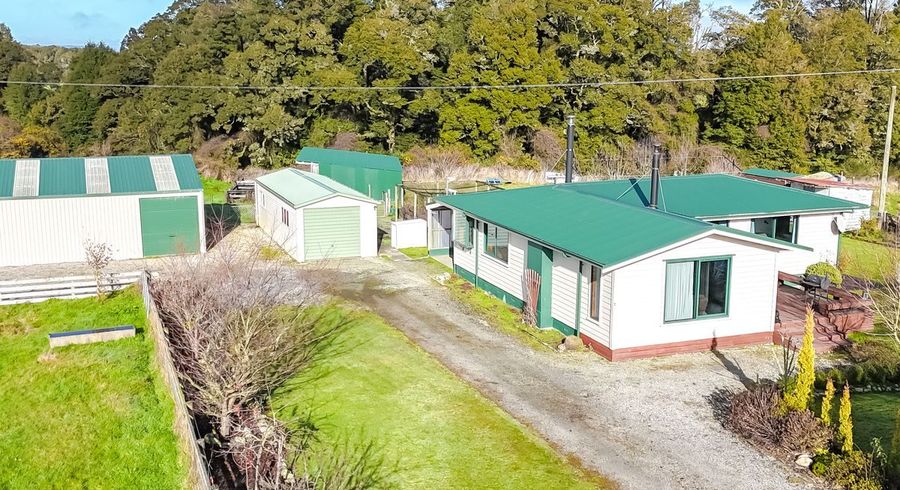  at 7 Somerville Road, Mawheraiti