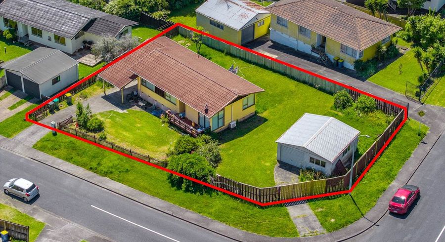  at 1 Talmar Place, Massey, Waitakere City, Auckland