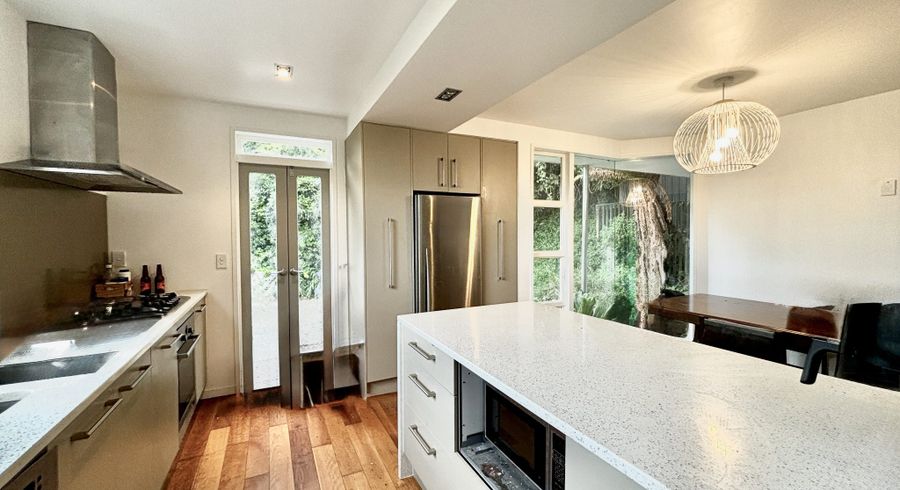  at 9 Selkirk Way, Karori, Wellington