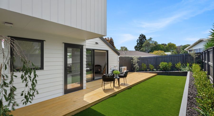  at 4/13 Fairdale Place, Birkdale, North Shore City, Auckland