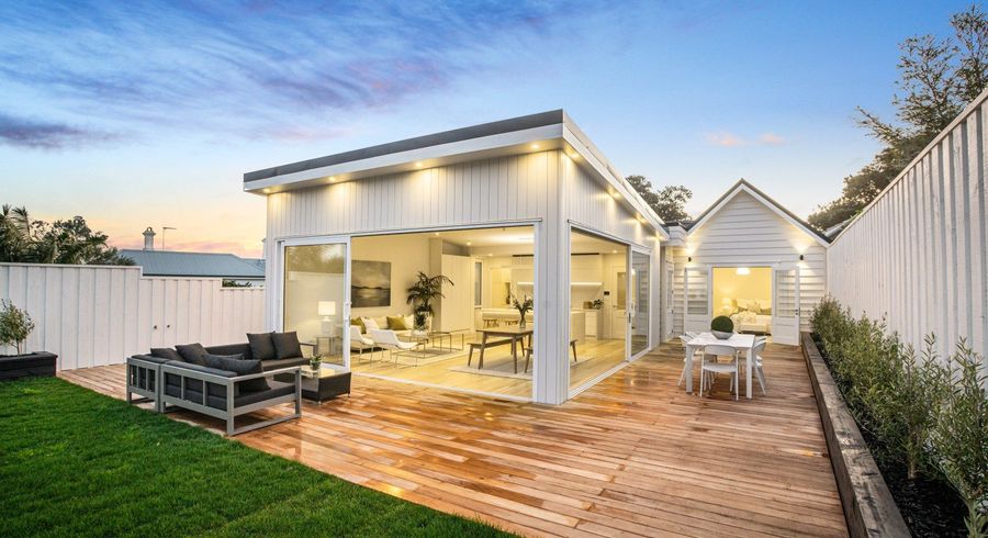  at 4 Cheltenham Road, Devonport, Auckland