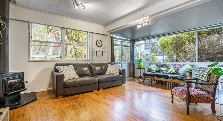  at 6 Kingsway Avenue, Sandringham, Auckland City, Auckland