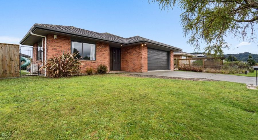  at 22 Percy Kinsman Crescent, Riverstone Terraces, Upper Hutt, Wellington