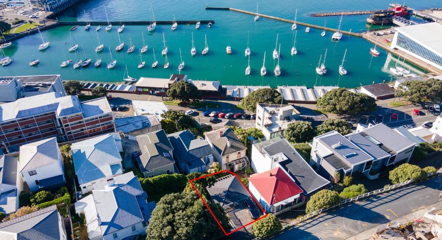  at 15 Mcfarlane Street, Mount Victoria, Wellington