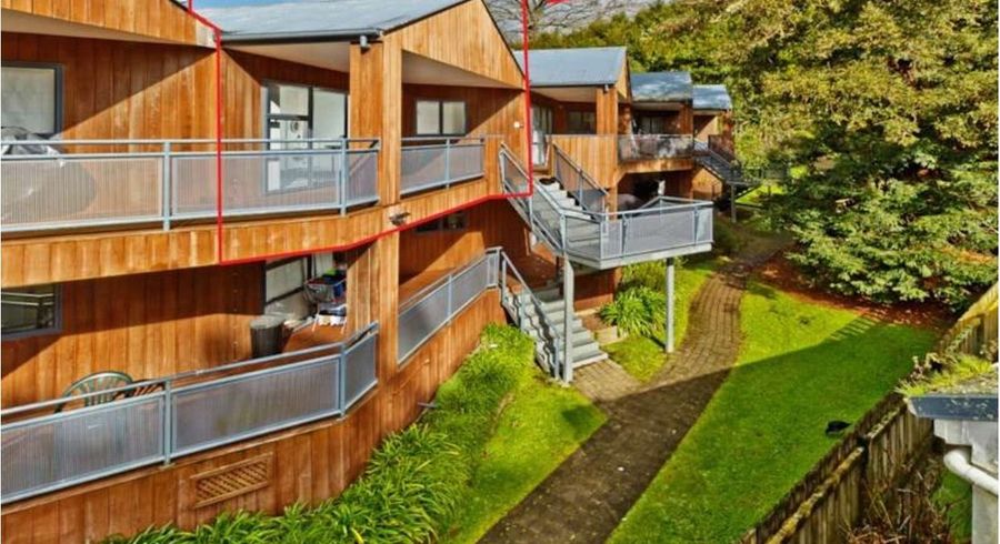  at 15/3 The Avenue, Albany, North Shore City, Auckland