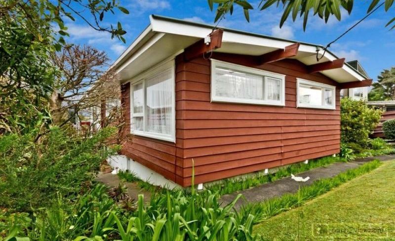  at 1/32 Kowhai Road, Campbells Bay, North Shore City, Auckland