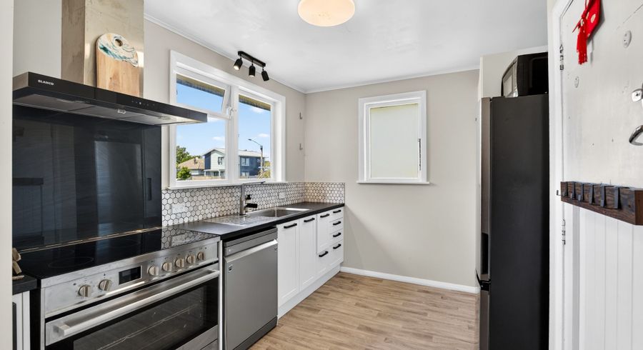  at 42 Williams Street, Marewa, Napier, Hawke's Bay