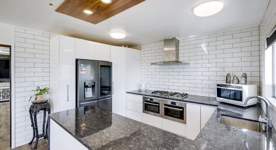  at 43 North Shore Road, Whirinaki, Hastings, Hawke's Bay