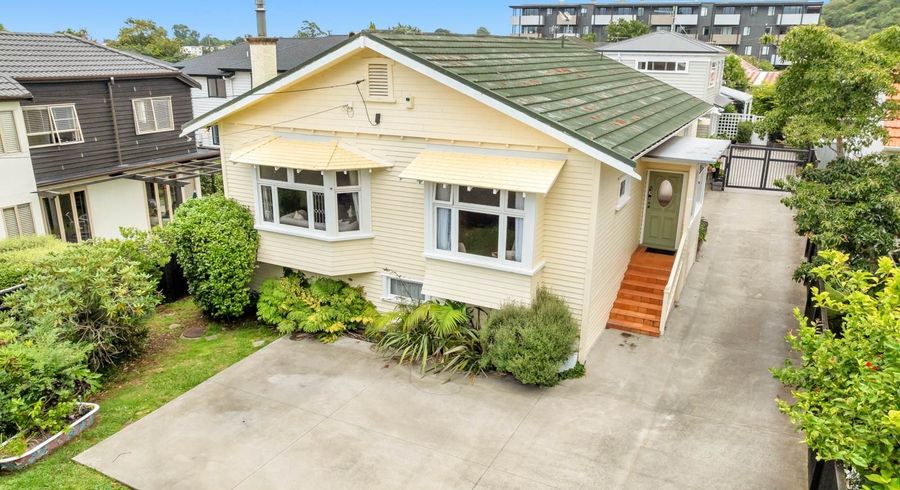  at 17 Queensway, Three Kings, Auckland City, Auckland