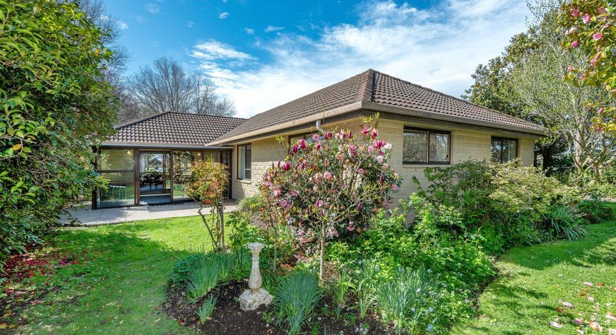  at 11 Elvira Court, Bishopdale, Christchurch