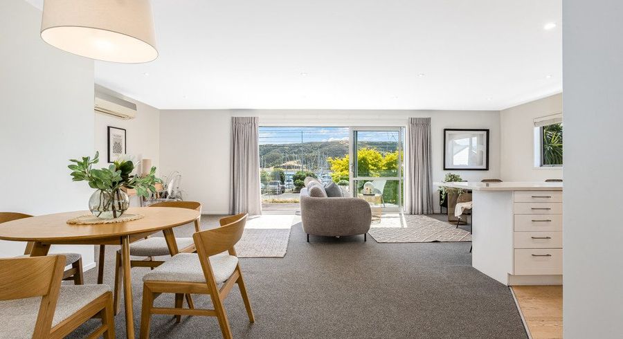  at 4 Marina View, Paremata, Porirua, Wellington