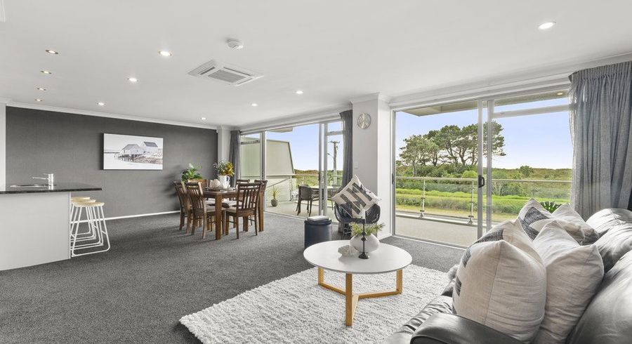  at 2/898 Papamoa Beach Road, Papamoa Beach, Tauranga, Bay Of Plenty