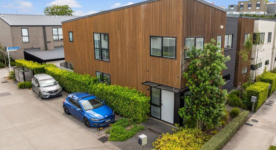  at 2 Kikorangi Lane, Mount Wellington, Auckland City, Auckland