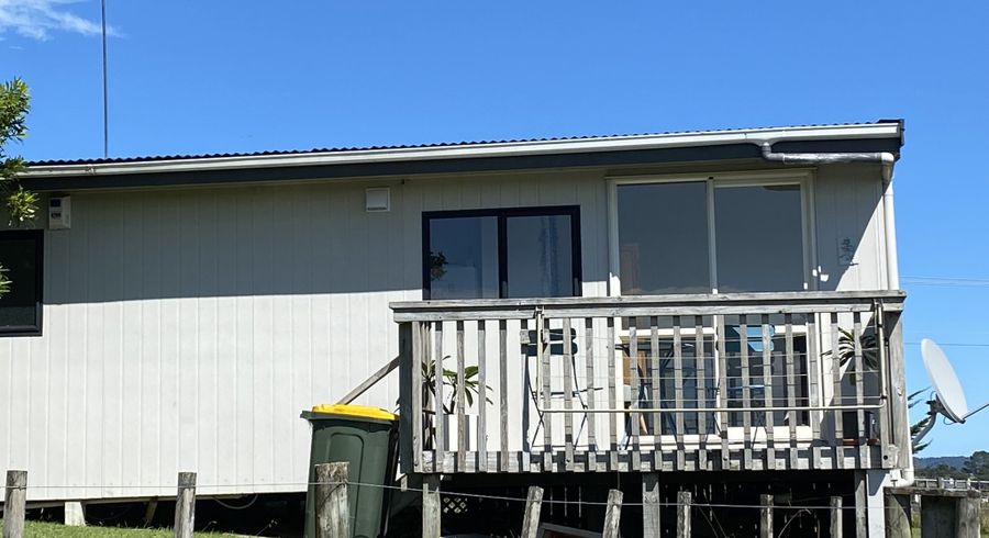  at 137 Redhills Road, Massey, Waitakere City, Auckland