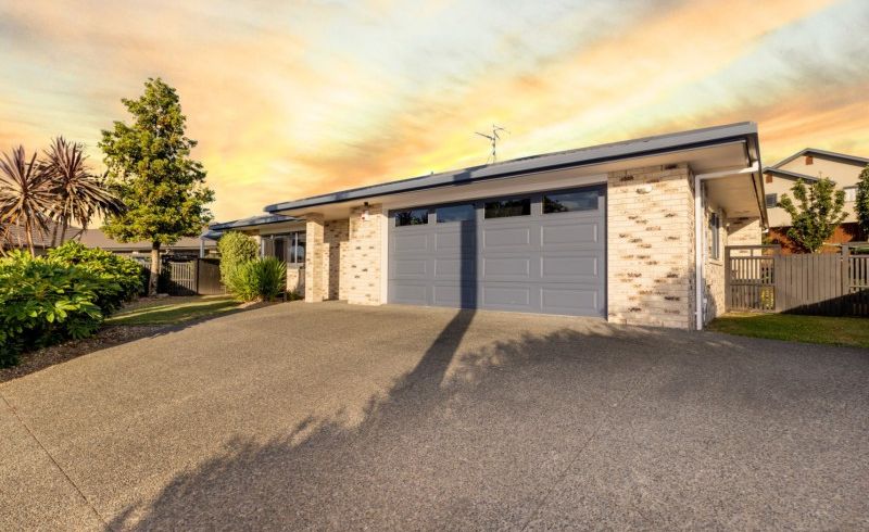  at 12 Arrowfield Drive, Pyes Pa, Tauranga