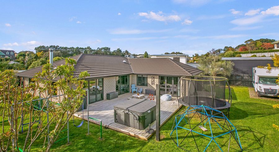 at 1185F South Road, Oakura