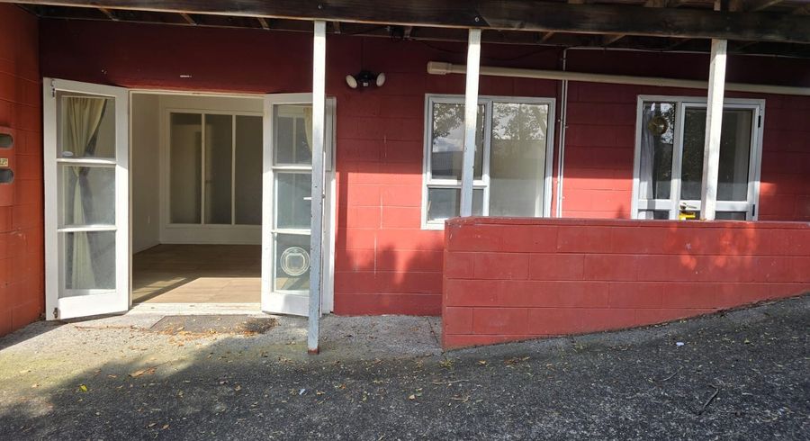  at 1A Lauderdale Road, Birkdale, North Shore City, Auckland