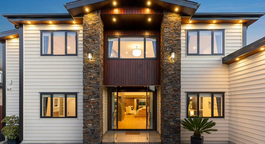  at 33 & 33B Ballymore Drive, Pinehill, North Shore City, Auckland