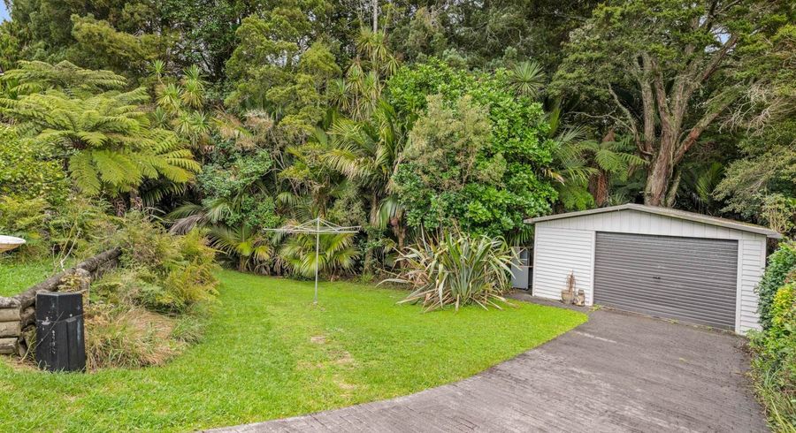  at 16B  Moore Street, Hillcrest, North Shore City, Auckland