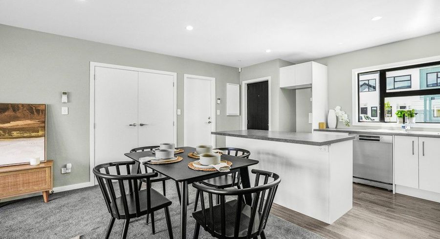  at 16/15 Brook Street, Waiwhetu, Lower Hutt, Wellington