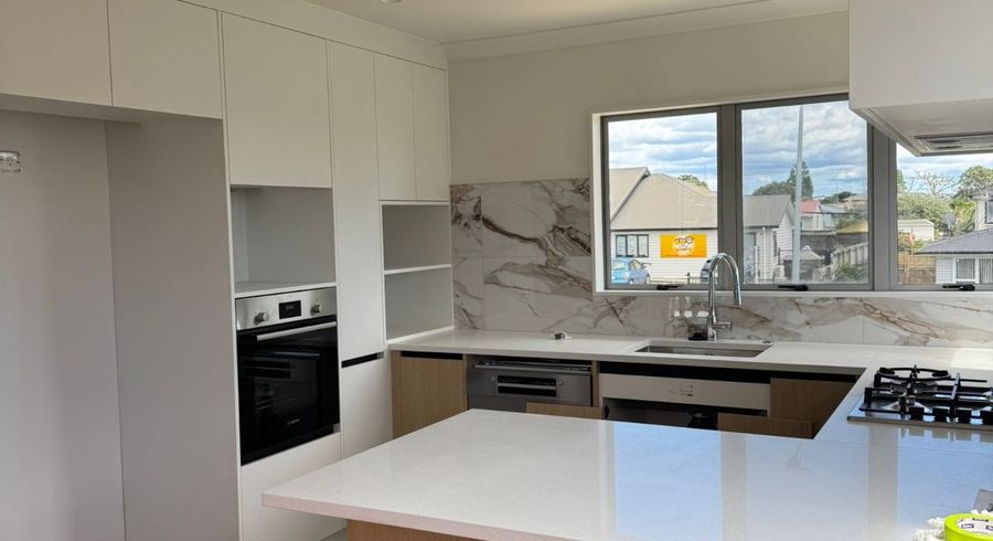  at 1/621 Massey Rd, Mangere, Manukau City, Auckland