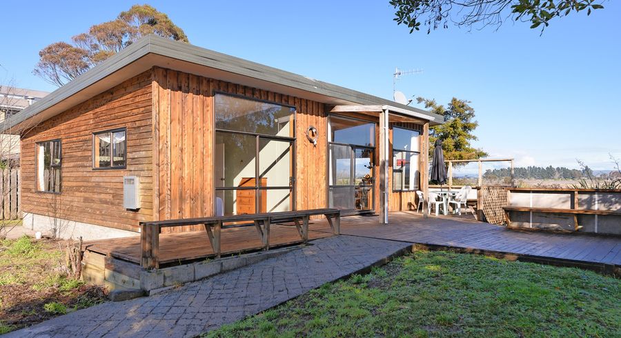  at 142 Barnett Avenue, Best Island, Richmond