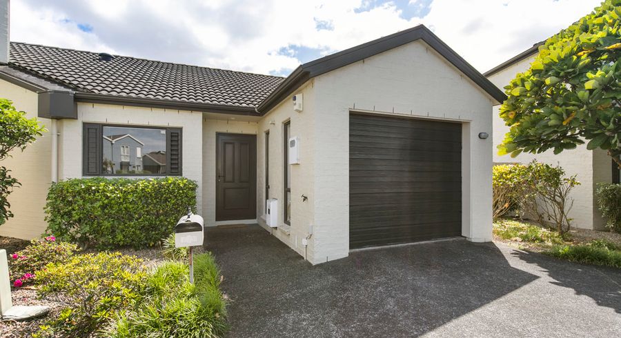  at 16/18 Alicante Avenue, Hillpark, Auckland