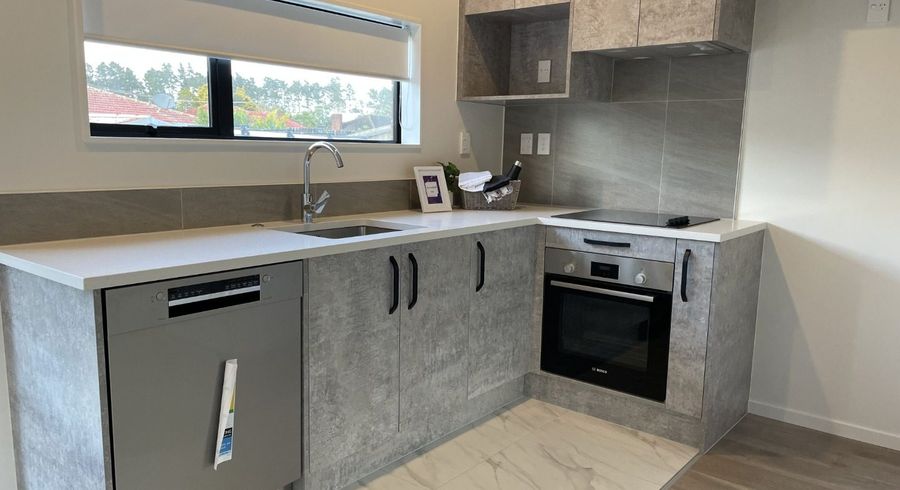  at 7 Fantail Place, Avondale, Auckland City, Auckland