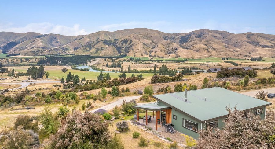  at 62 Pukerangi Drive, Queensberry, Wanaka, Otago