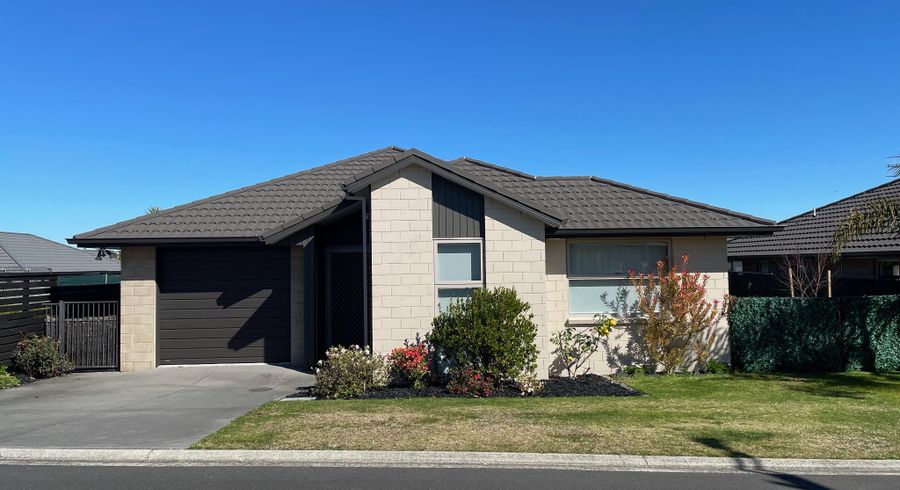  at 5 Bulkhead Lane, Pyes Pa, Tauranga