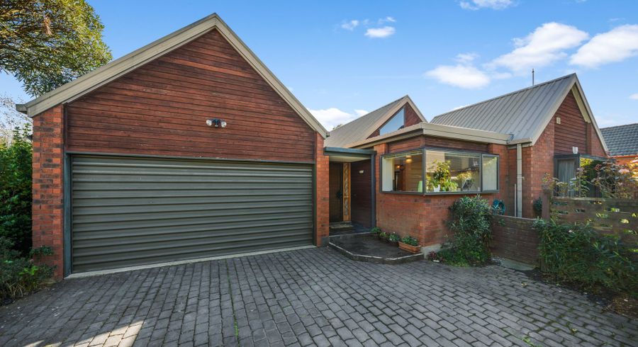  at 6B Cricklewood Place, Avonhead, Christchurch City, Canterbury