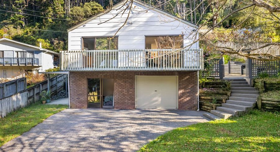  at 32 Elmslie Road, Pinehaven, Upper Hutt