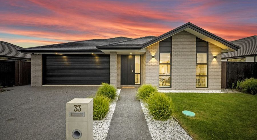  at 33 Whitburn Avenue, Halswell, Christchurch City, Canterbury