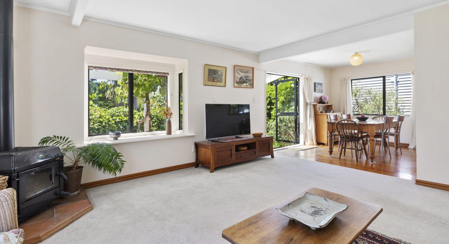  at 23 Pinnacle Street, Seatoun, Wellington