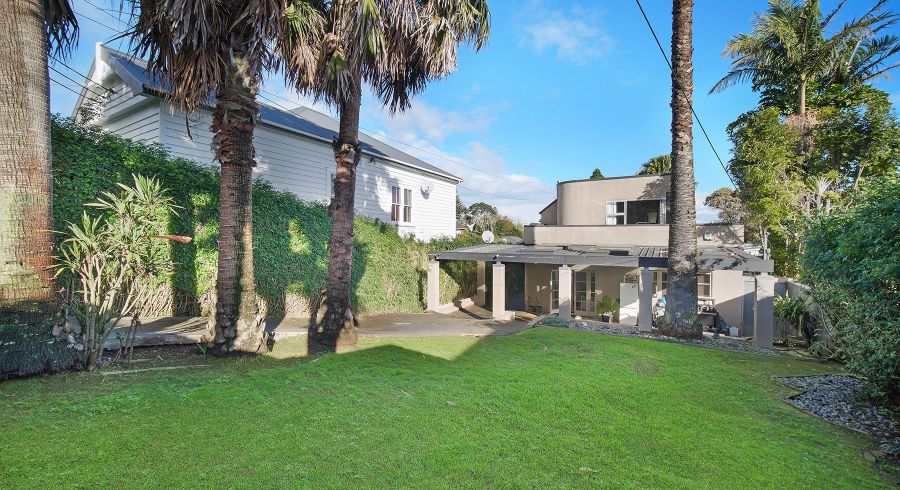  at 42 Kingsview Road, Mount Eden, Auckland City, Auckland
