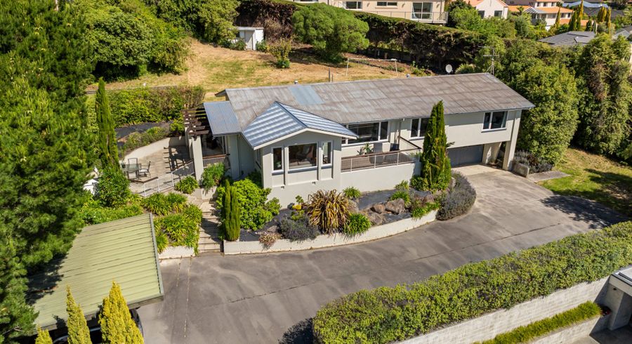  at 425 Cashmere Road, Westmorland, Christchurch