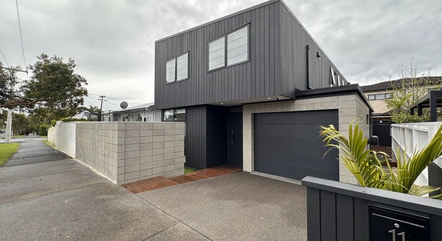  at 11 Walford, Point Chevalier, Auckland City, Auckland