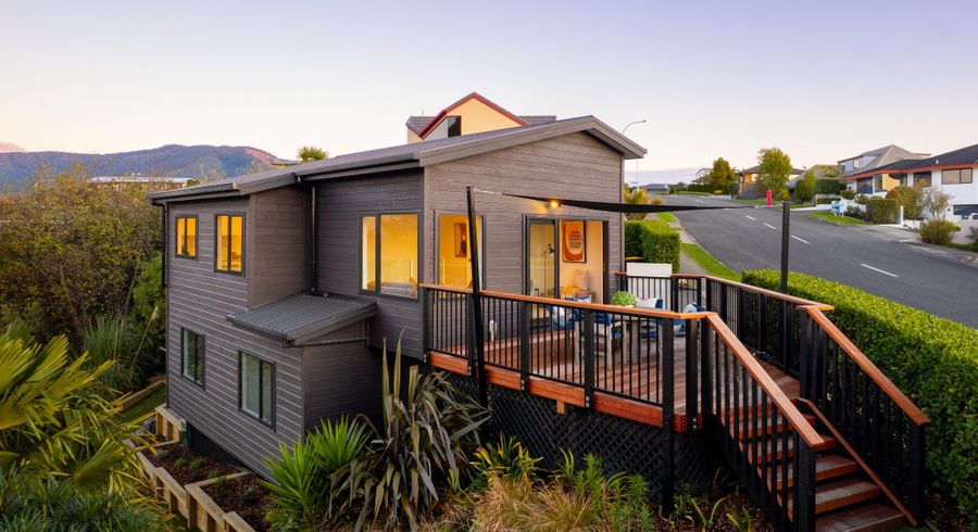 at 319 Princes Drive, Britannia Heights, Nelson, Nelson / Tasman