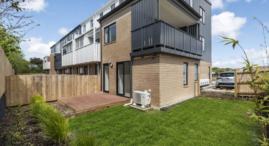  at 8/52B Rosedale Road, Pinehill, North Shore City, Auckland
